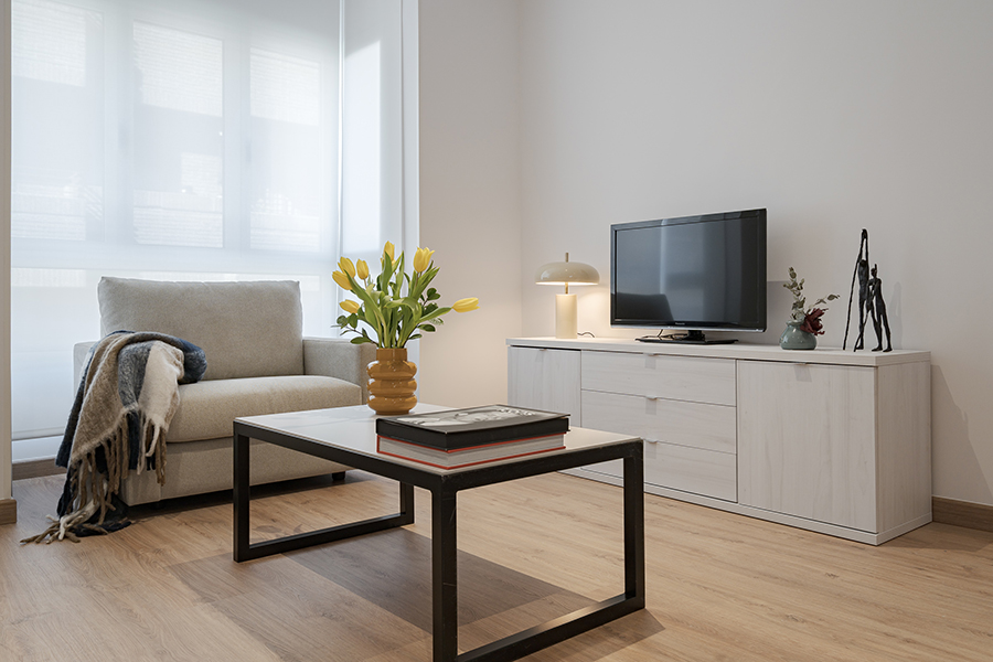 salón del piso de 4 habitaciones del Edificio Lérida 8.